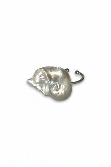 Solo Baroque Pearl Ring