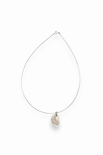 Flower Petal Pearl Necklace