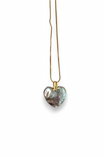 Heart-Shaped Pearl Pendant Necklace Gold